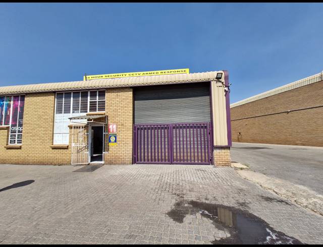 192M² WAREHOUSE TO LET IN JET PARK